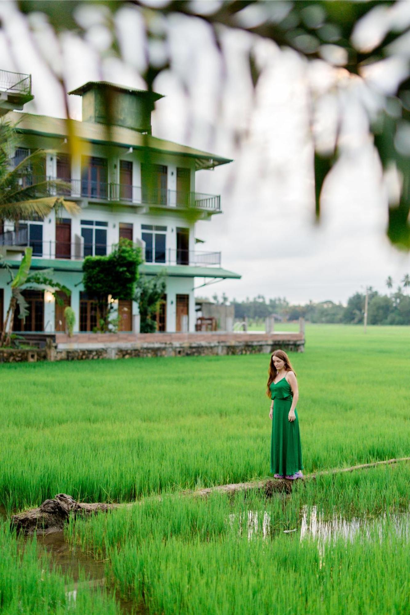 Serene Park Hotel By Ark ทิซซามาฮารามา ภายนอก รูปภาพ