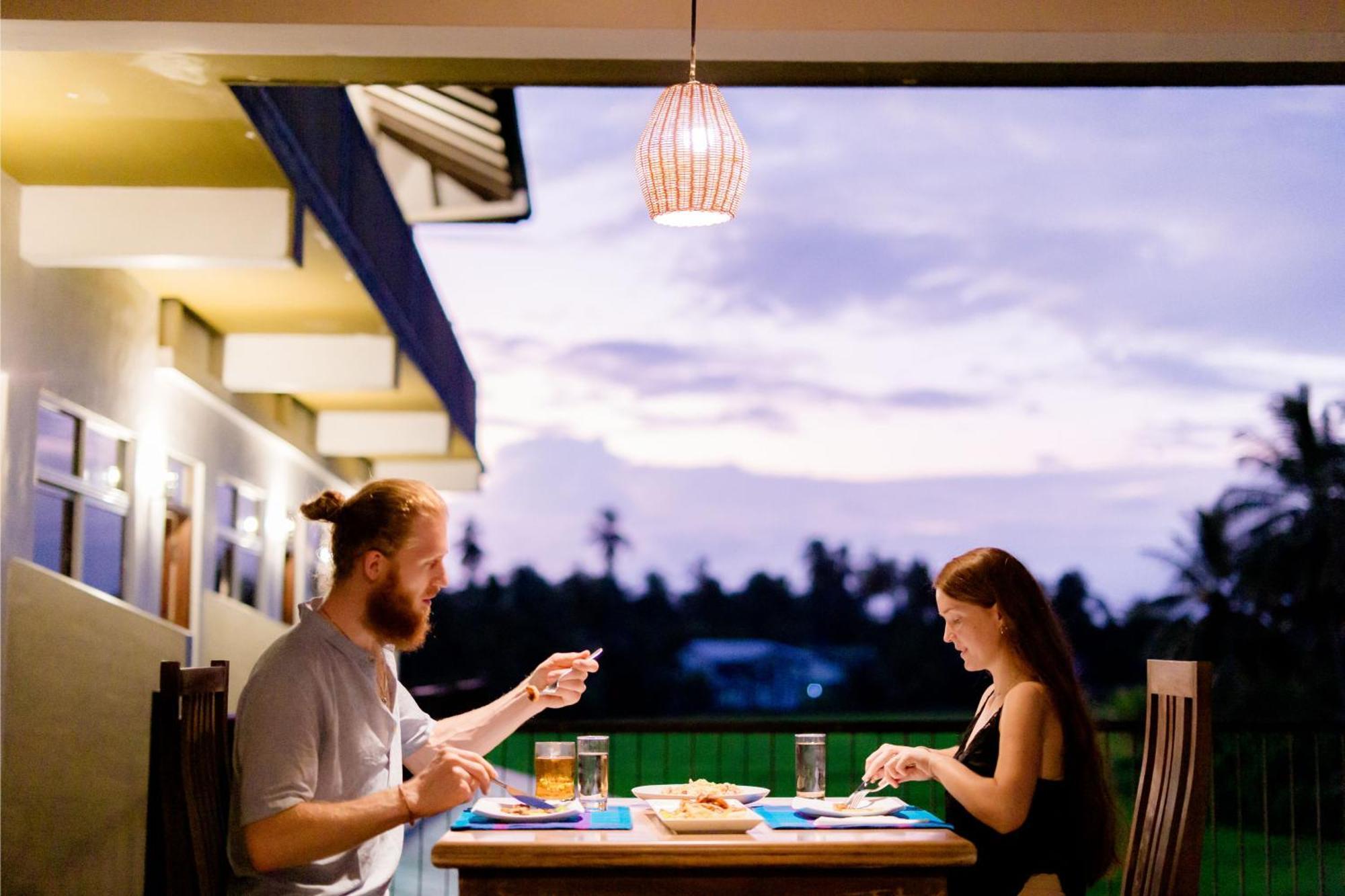 Serene Park Hotel By Ark ทิซซามาฮารามา ภายนอก รูปภาพ