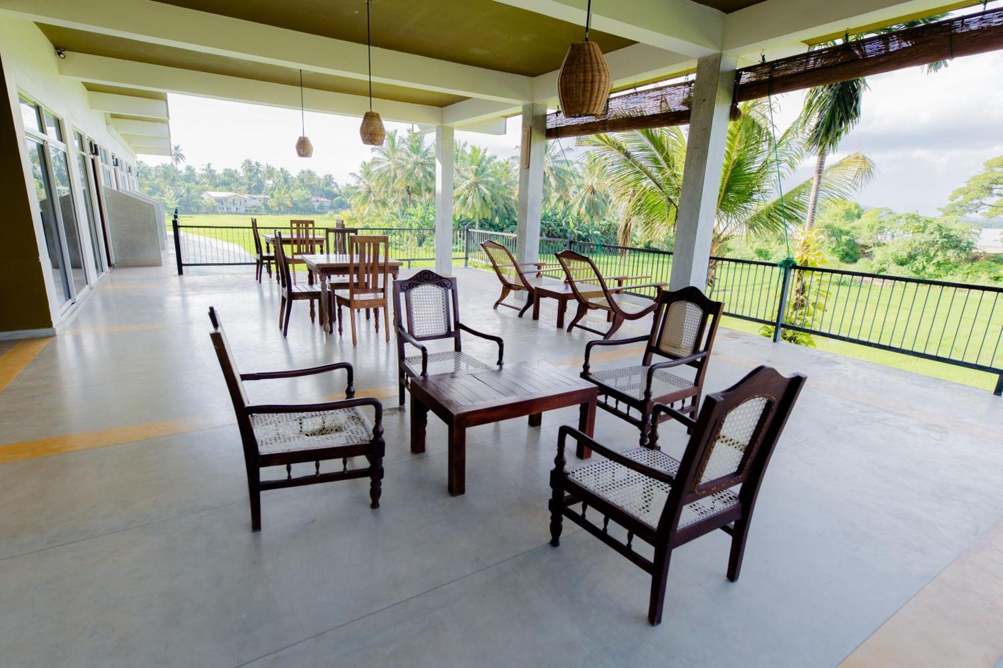 Serene Park Hotel By Ark ทิซซามาฮารามา ภายนอก รูปภาพ