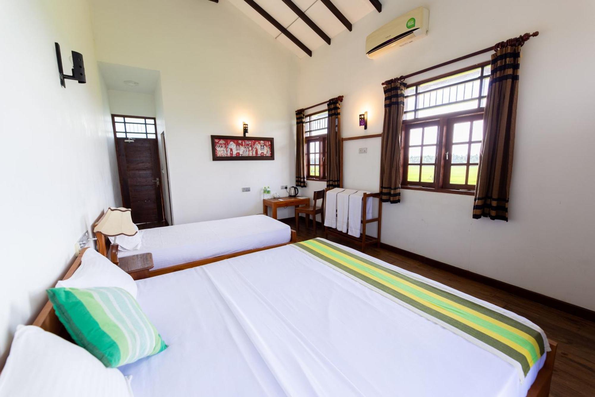 Serene Park Hotel By Ark ทิซซามาฮารามา ภายนอก รูปภาพ